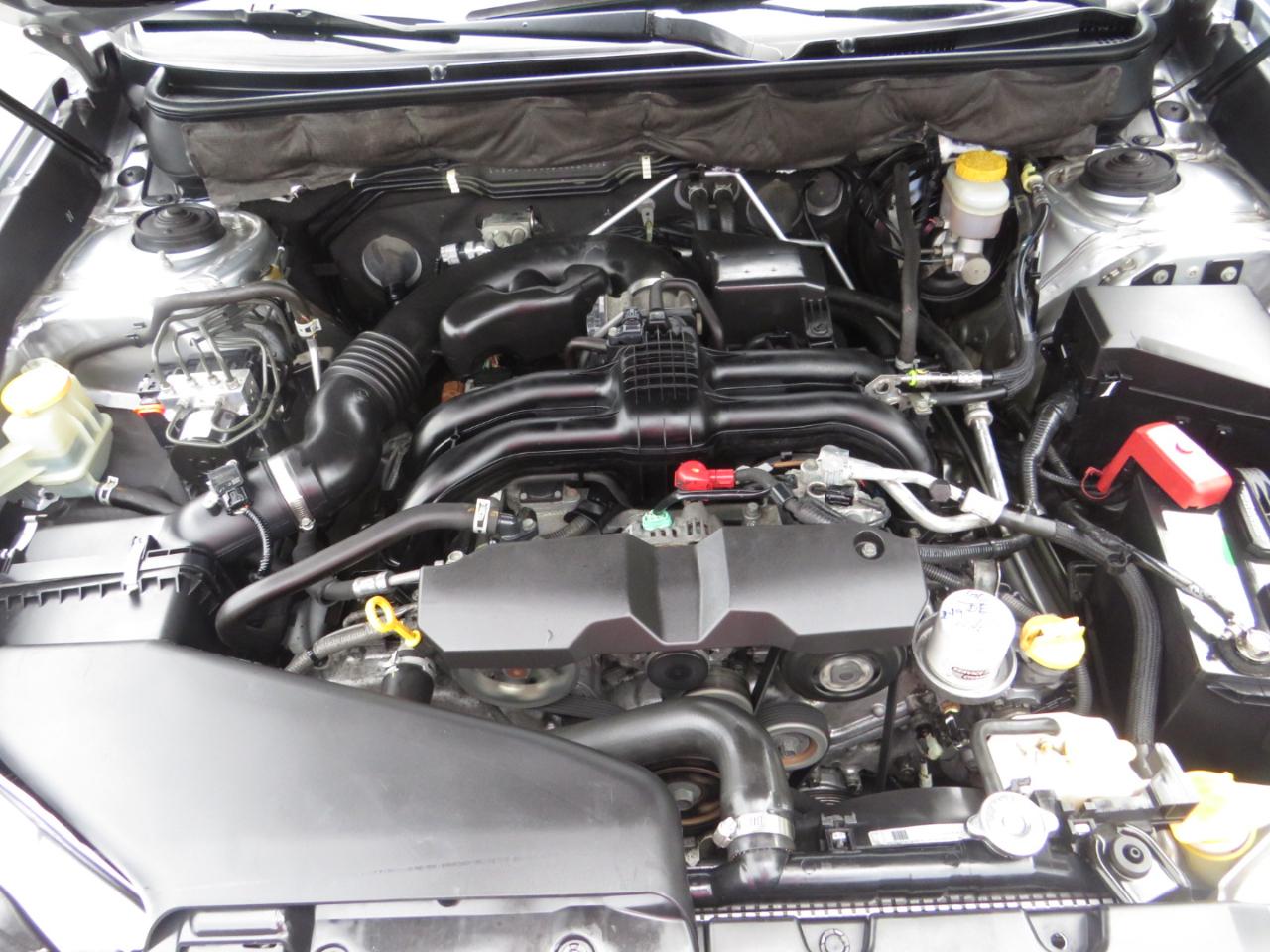 Subaru Outback 4dr Wgn H4 Auto 2.5i Premium 2013