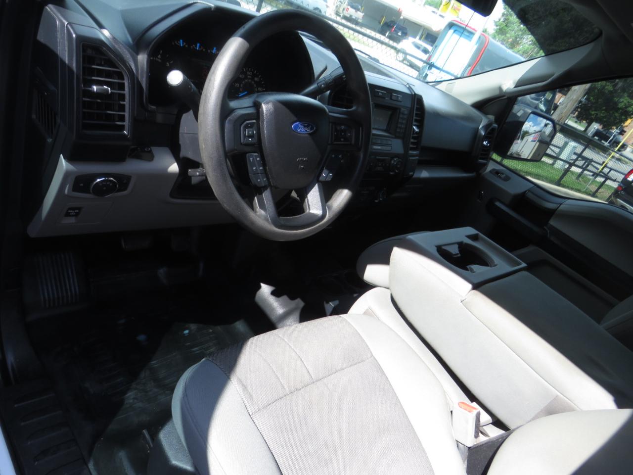Ford F-150 4WD SuperCab 145" Lariat 2016