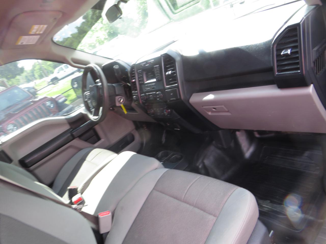 Ford F-150 4WD SuperCab 145" Lariat 2016