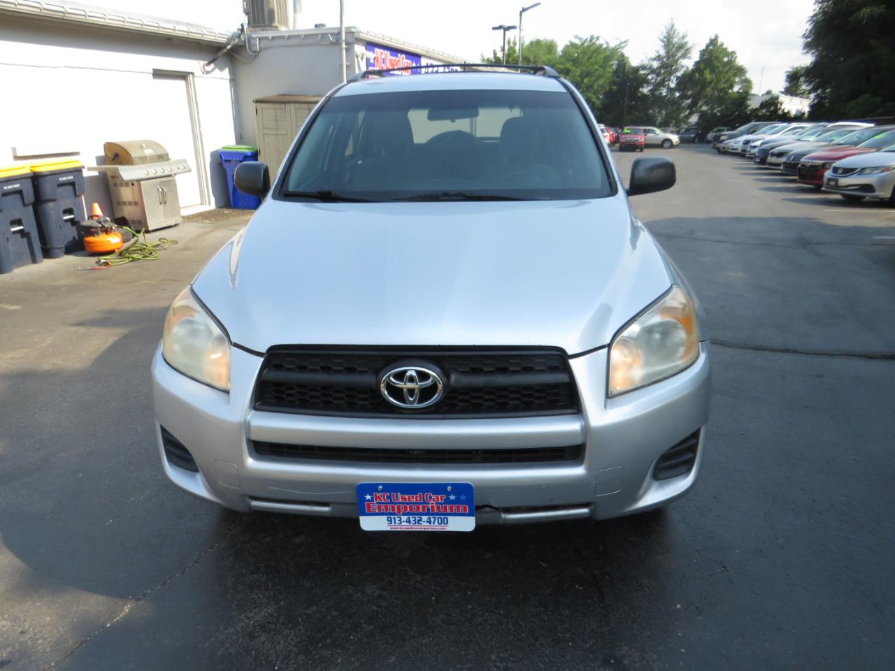 Toyota RAV4 4WD 4dr I4 (Natl) 2012
