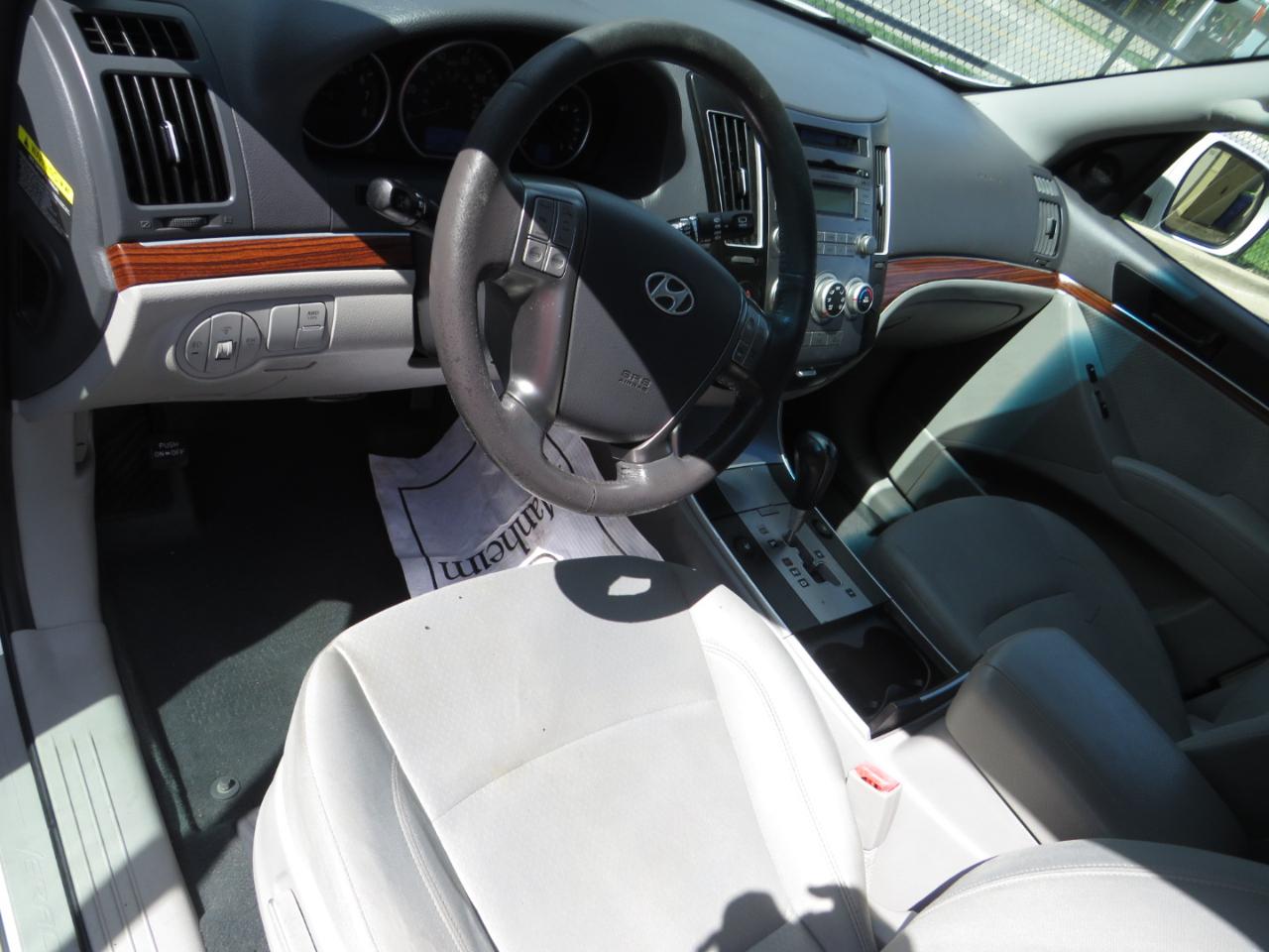Hyundai Veracruz AWD 4dr GLS 2012