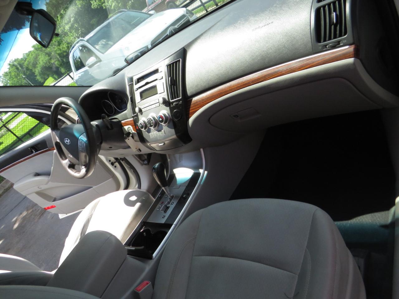 Hyundai Veracruz AWD 4dr GLS 2012