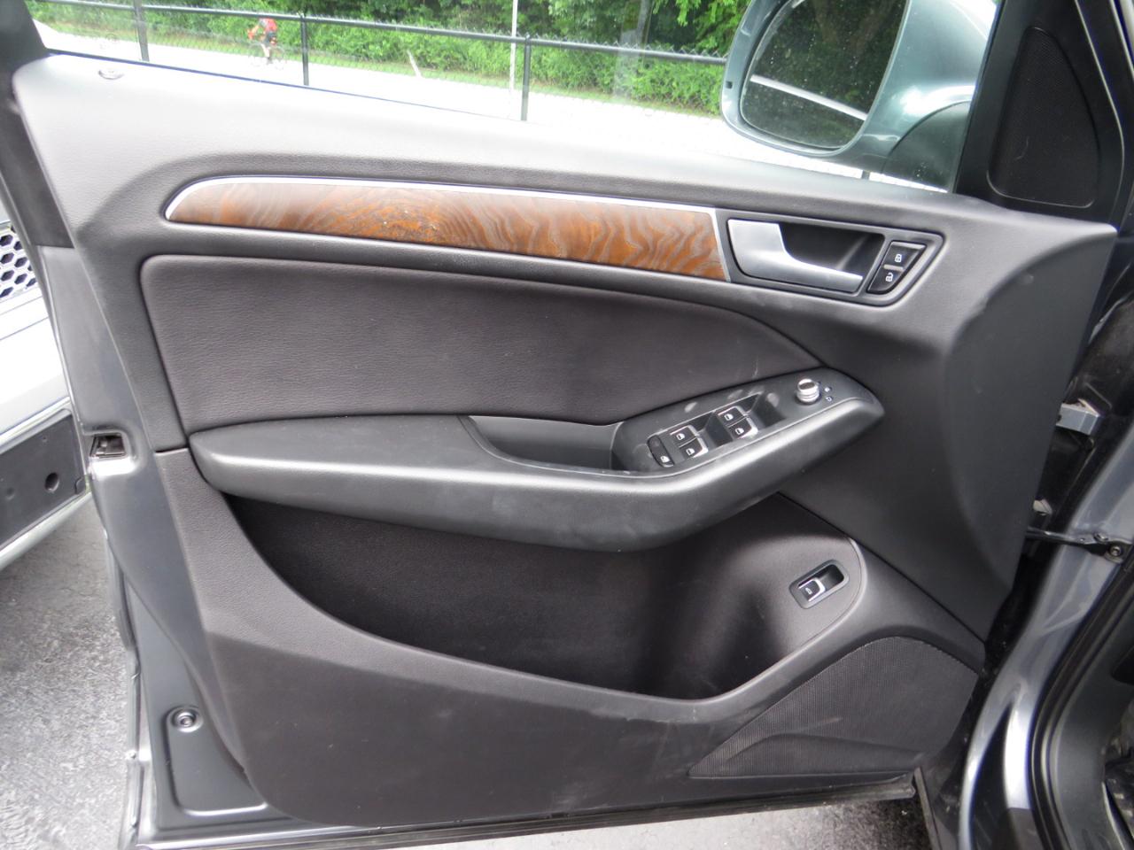 Audi Q5 quattro 4dr 2.0T Premium 2014