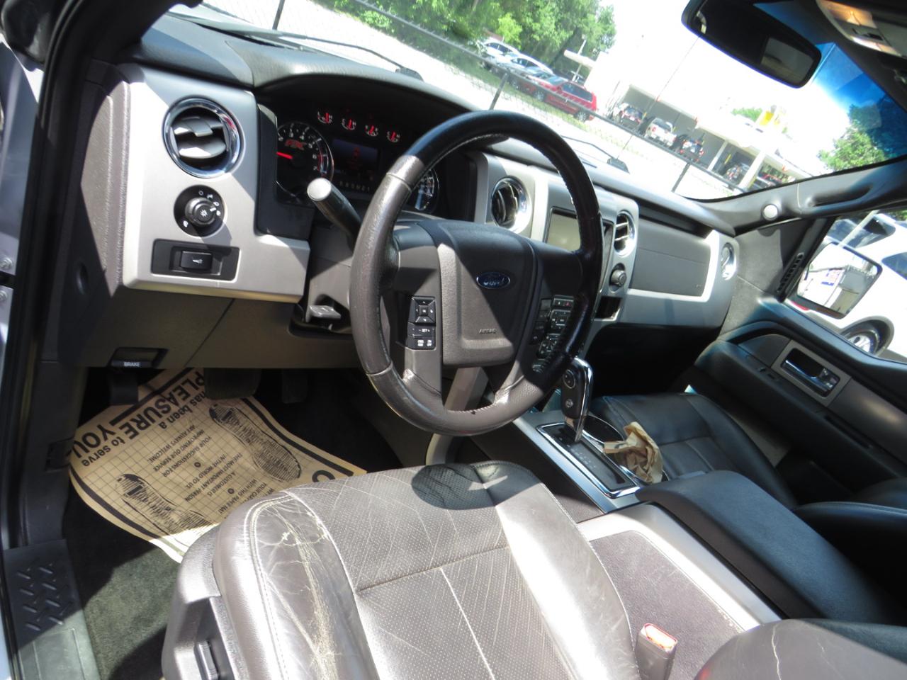 Ford F-150 4WD SuperCrew 145" Platinum 2013