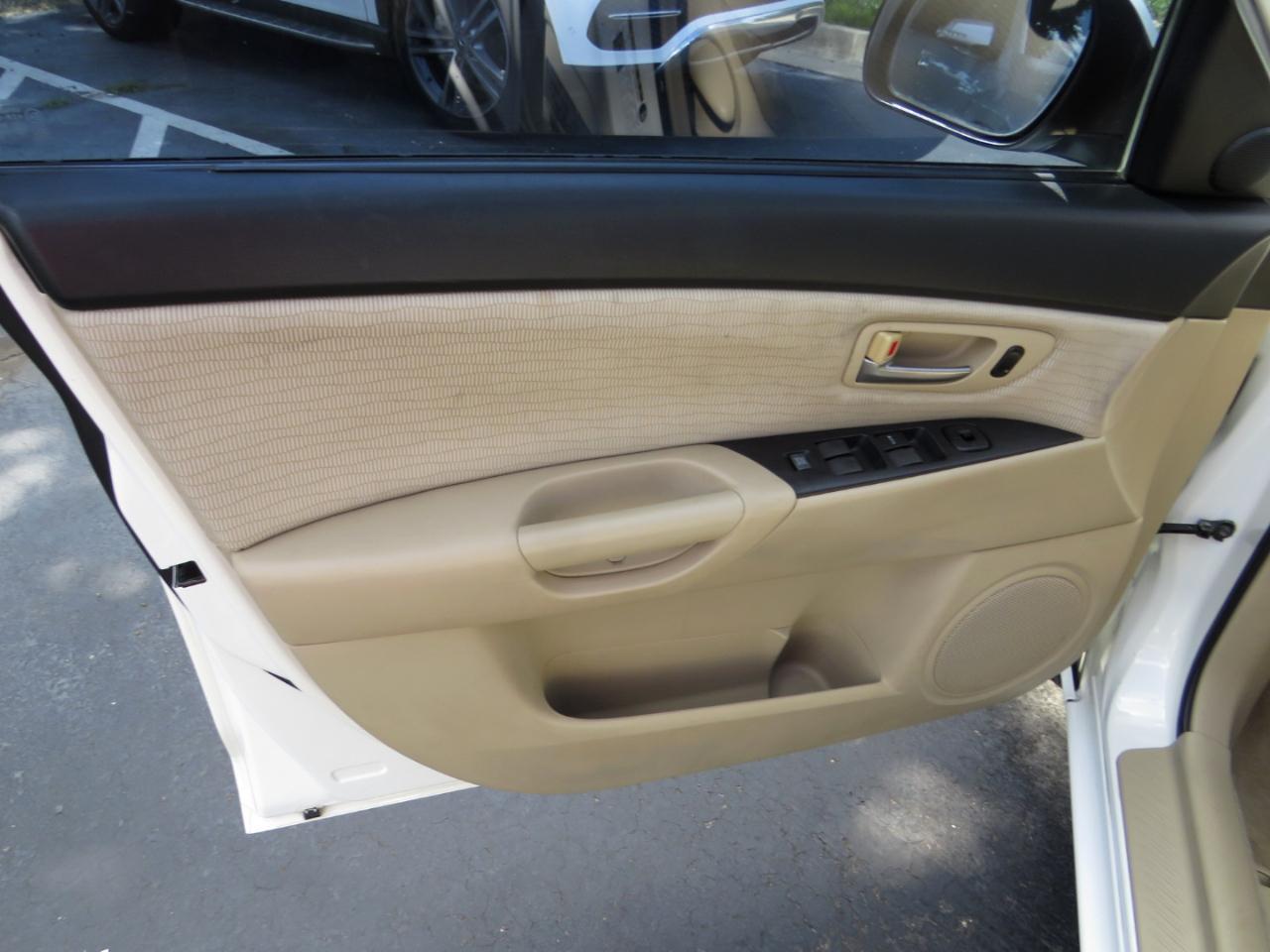 Mazda MAZDA3 4dr Sdn Auto i Touring 2007