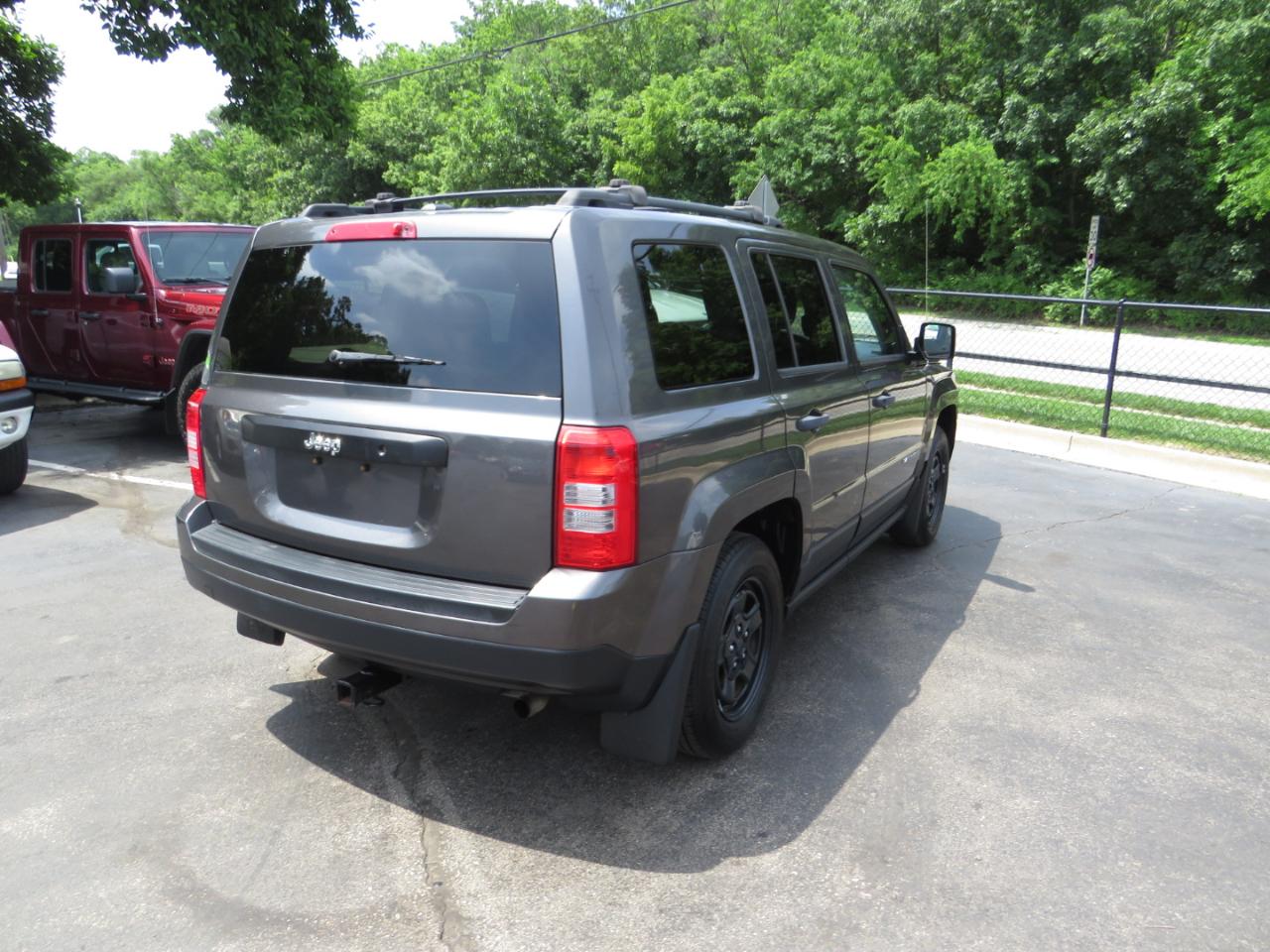 Jeep Patriot FWD 4dr Sport 2016