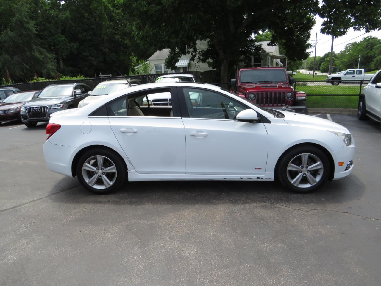 Chevrolet Cruze 4dr Sdn Auto 2LT 2013