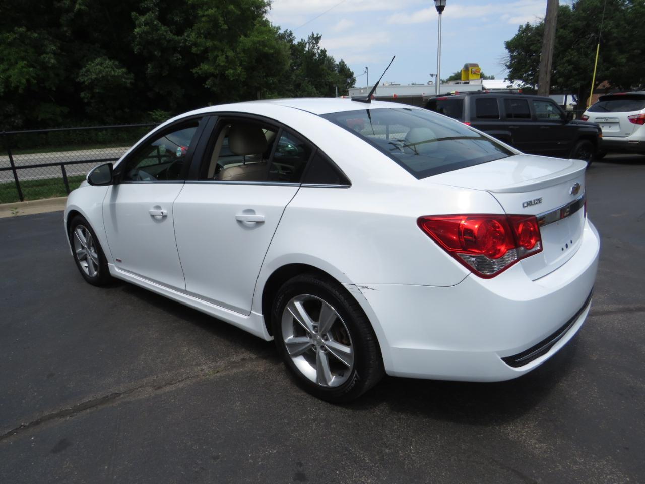 Chevrolet Cruze 4dr Sdn Auto 2LT 2013