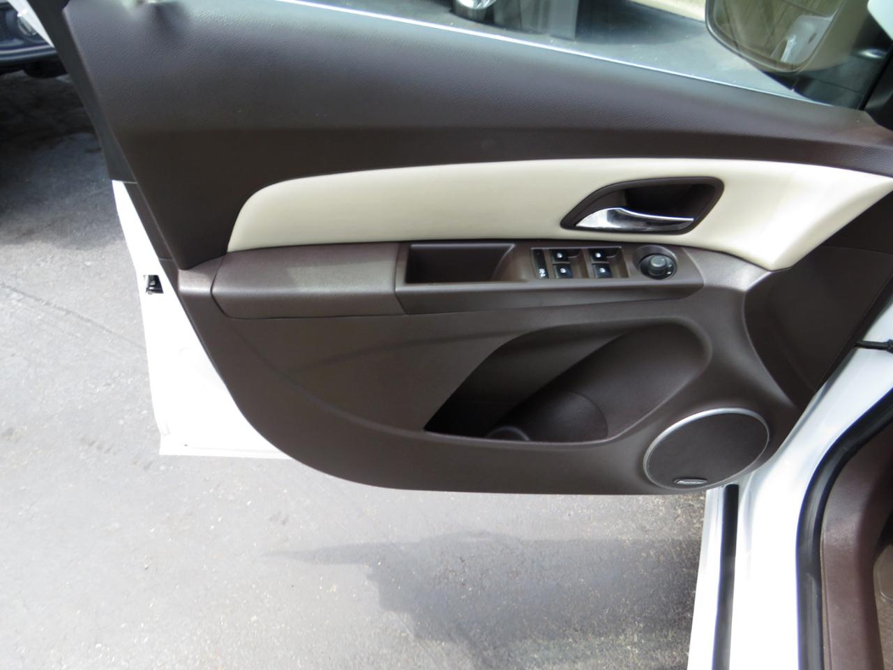 Chevrolet Cruze 4dr Sdn Auto 2LT 2013