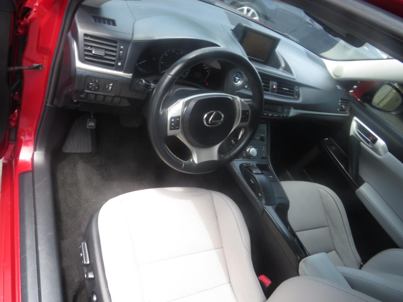 Lexus CT 200h FWD 4dr Hybrid 2012