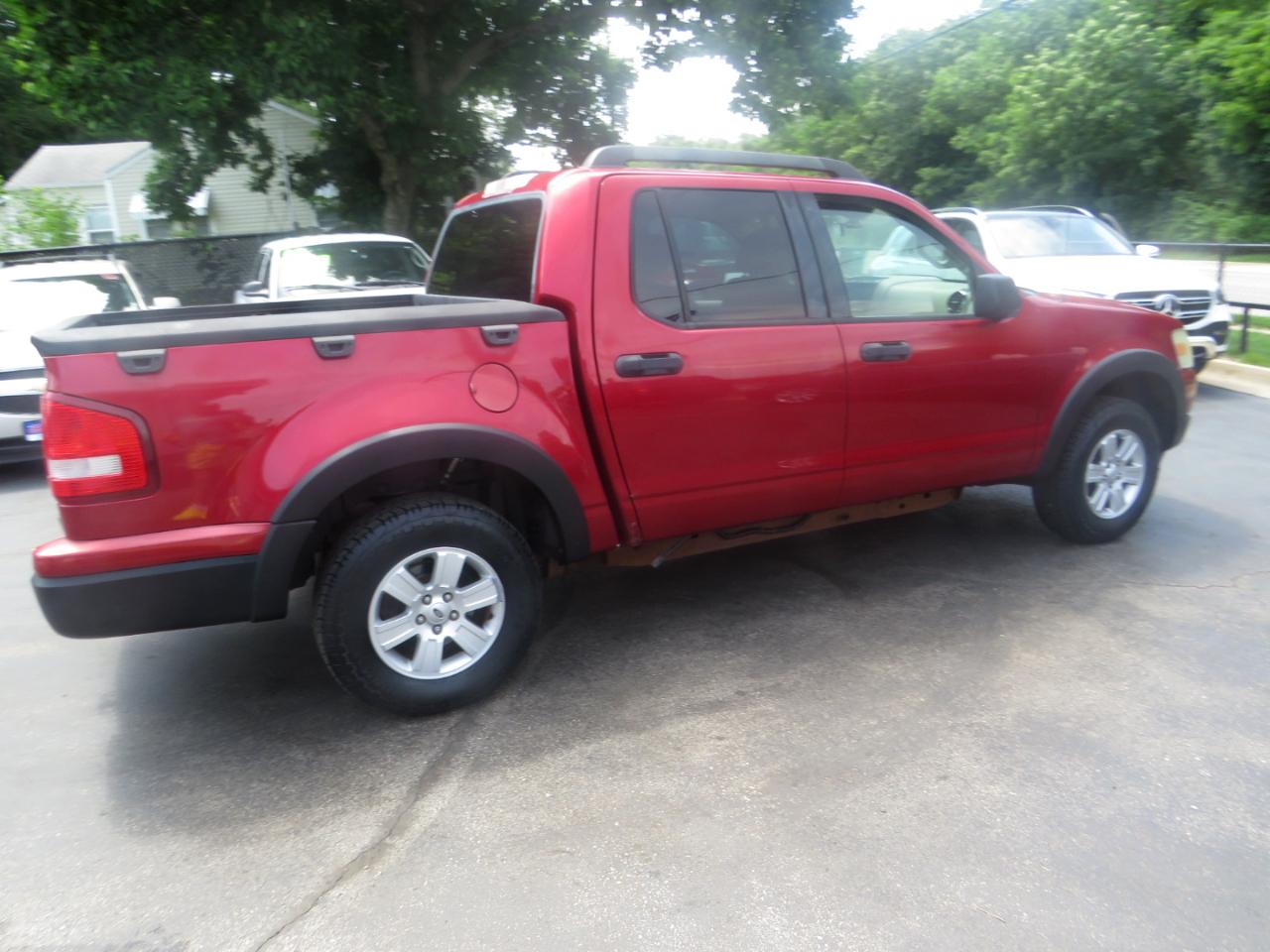 Ford Explorer Sport Trac 2WD 4dr V6 XLT 2007
