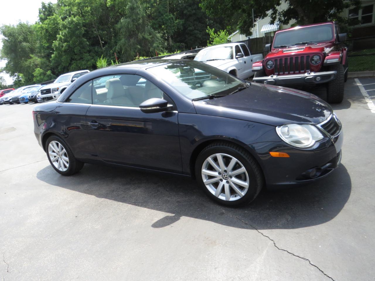 Volkswagen Eos 2dr Conv DSG Komfort 2010