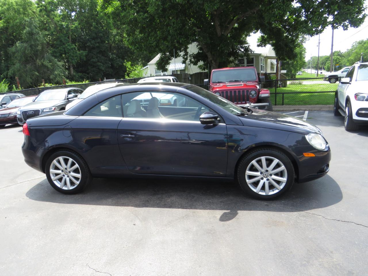 Volkswagen Eos 2dr Conv DSG Komfort 2010