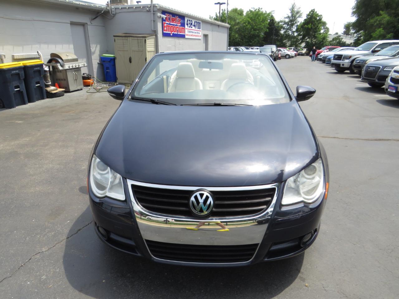 Volkswagen Eos 2dr Conv DSG Komfort 2010