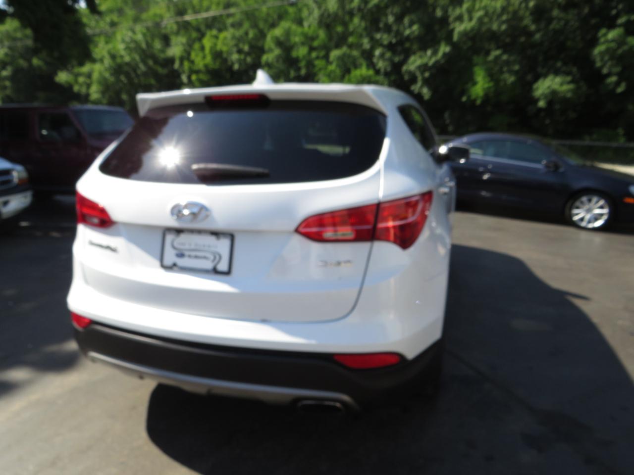 Hyundai Santa Fe Sport FWD 4dr 2.4 2014