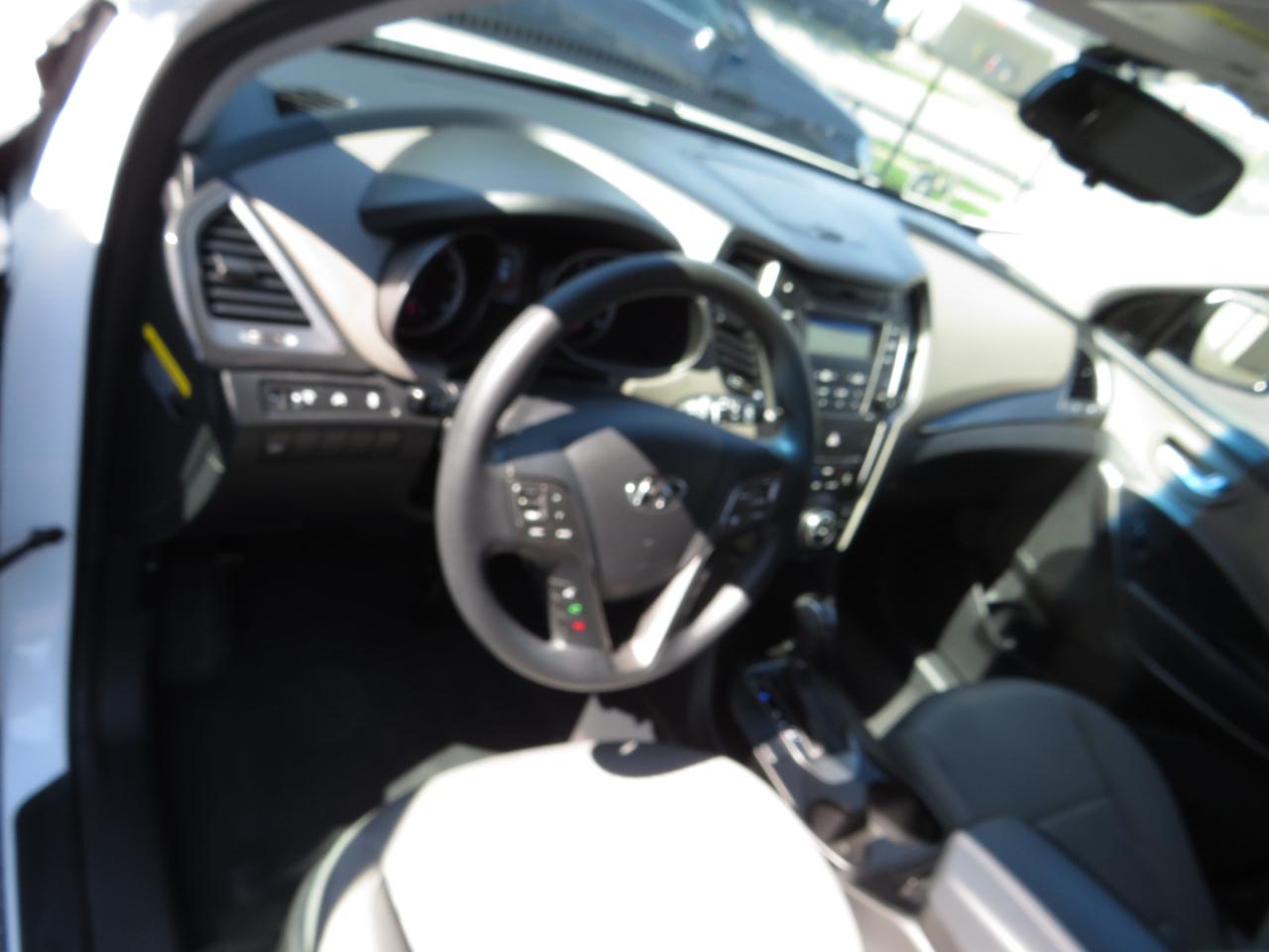 Hyundai Santa Fe Sport FWD 4dr 2.4 2014