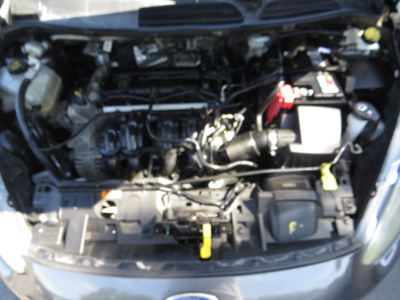 Ford Fiesta 4dr Sdn SE 2015