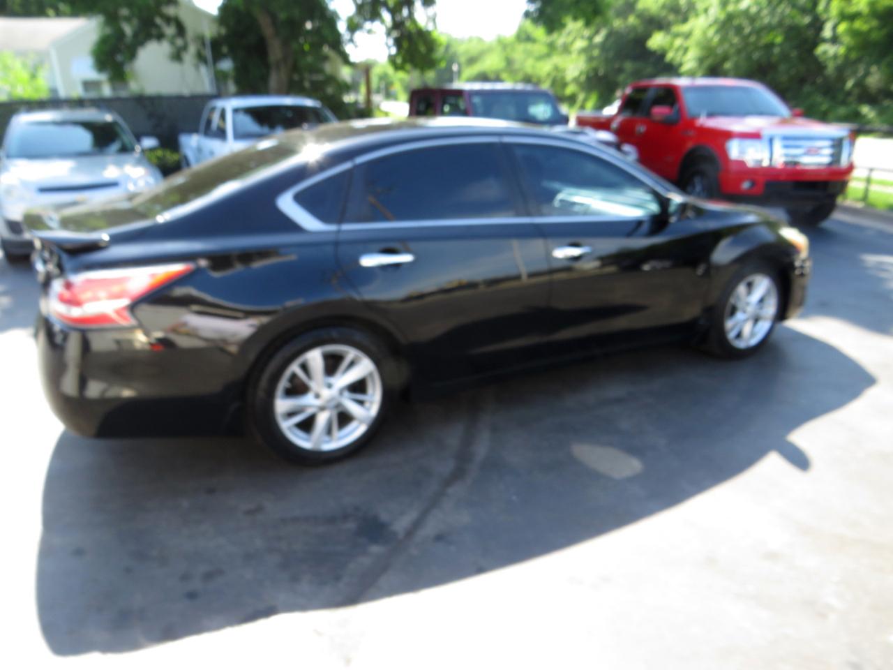 Nissan Altima 4dr Sdn I4 2.5 SV 2015