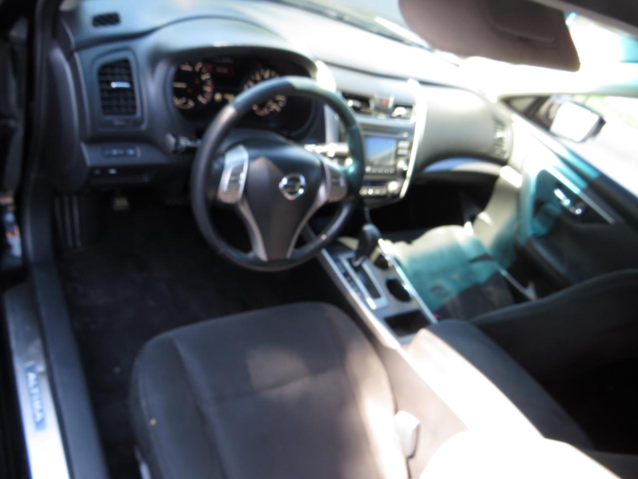 Nissan Altima 4dr Sdn I4 2.5 SV 2015