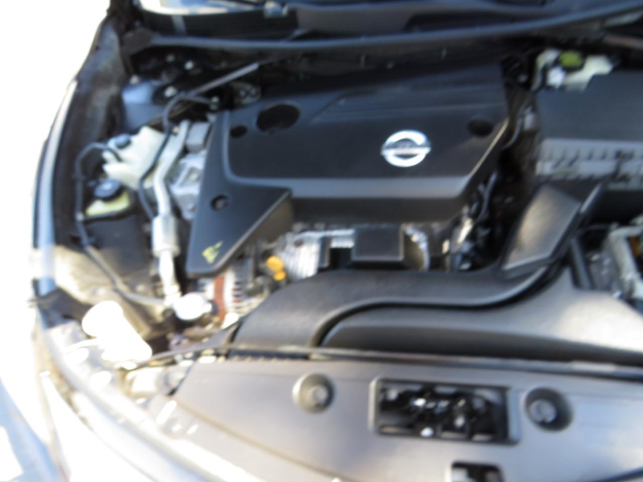 Nissan Altima 4dr Sdn I4 2.5 SV 2015