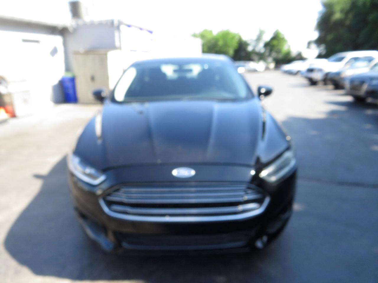 Ford Fusion 4dr Sdn SE FWD 2015