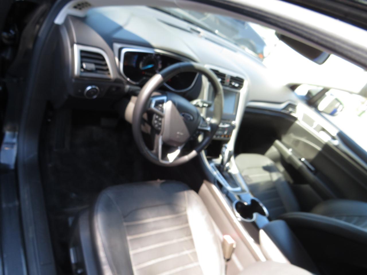 Ford Fusion 4dr Sdn SE FWD 2015