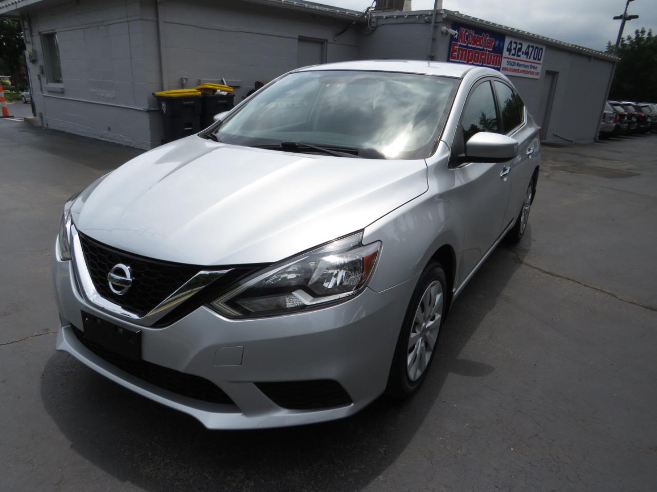 Nissan Sentra S CVT 2017