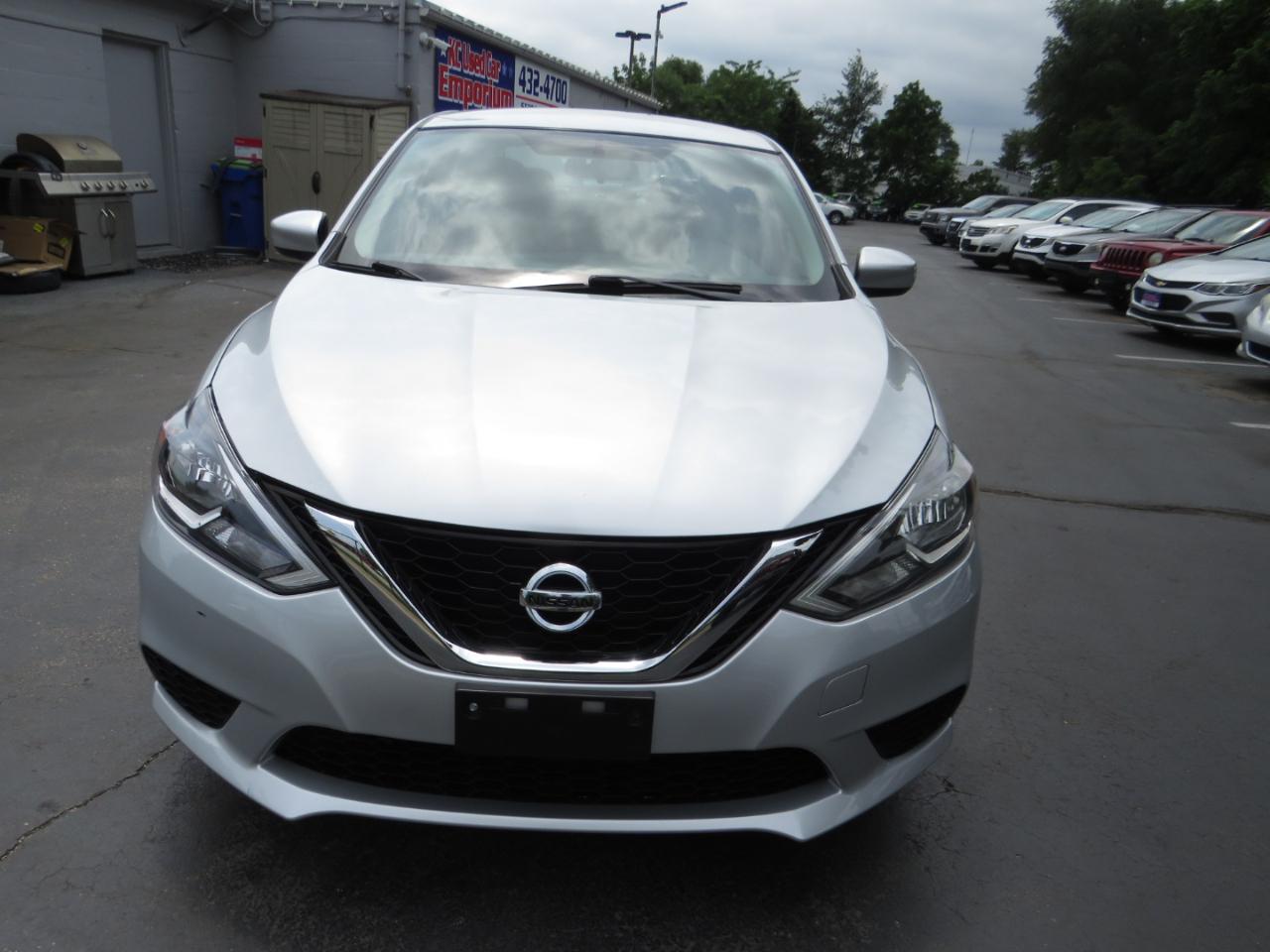 Nissan Sentra S CVT 2017
