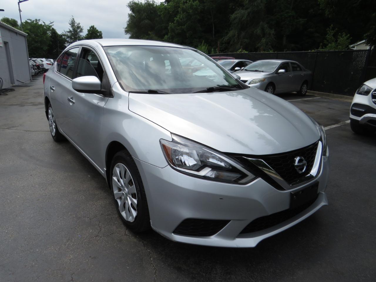 Nissan Sentra S CVT 2017