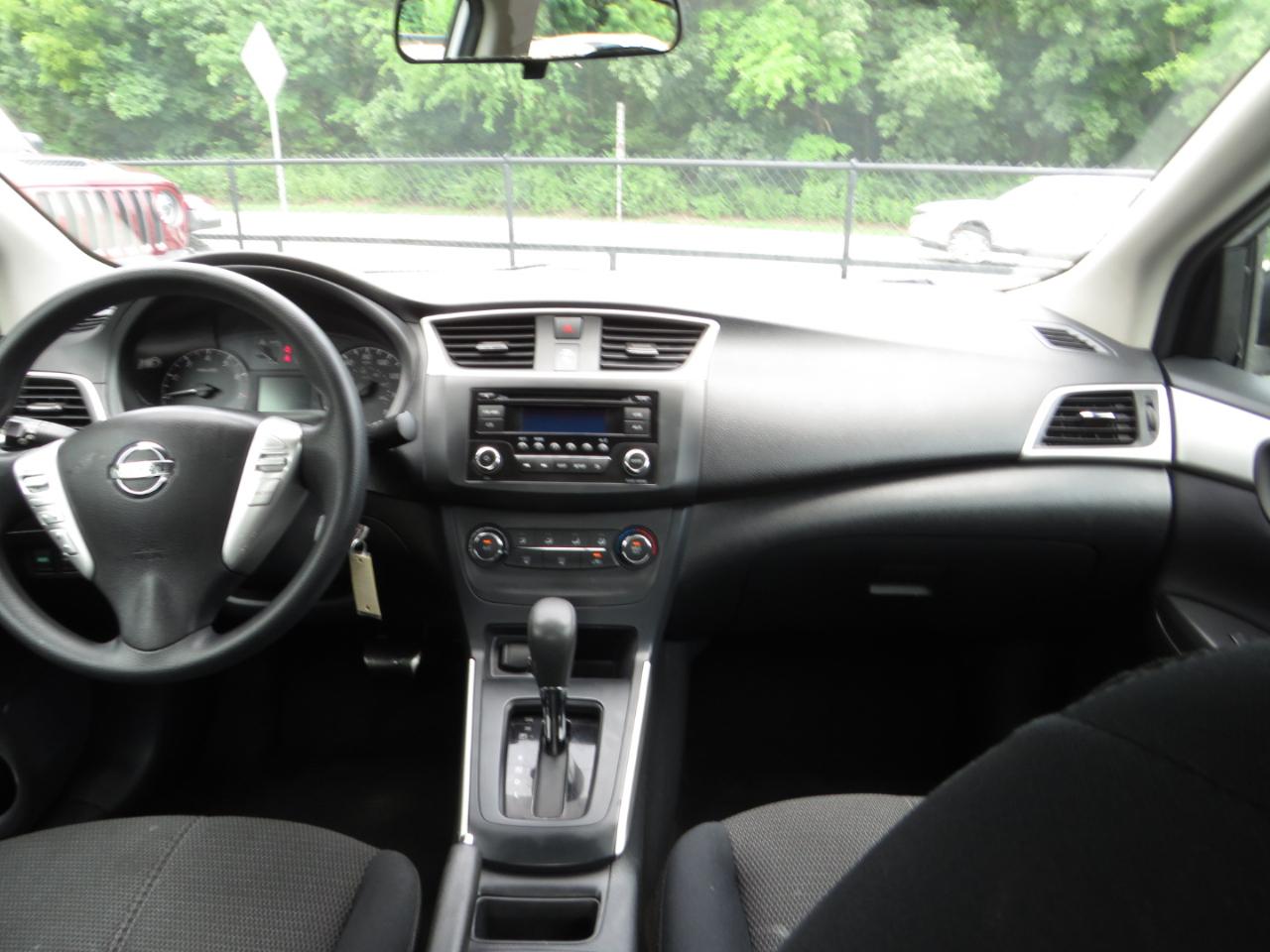Nissan Sentra S CVT 2017
