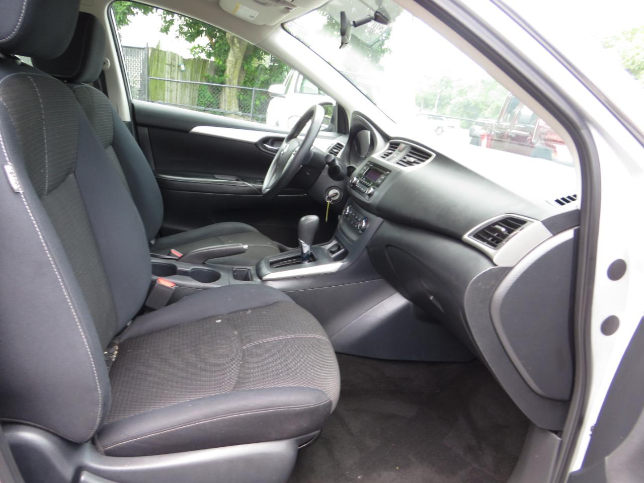 Nissan Sentra S CVT 2017