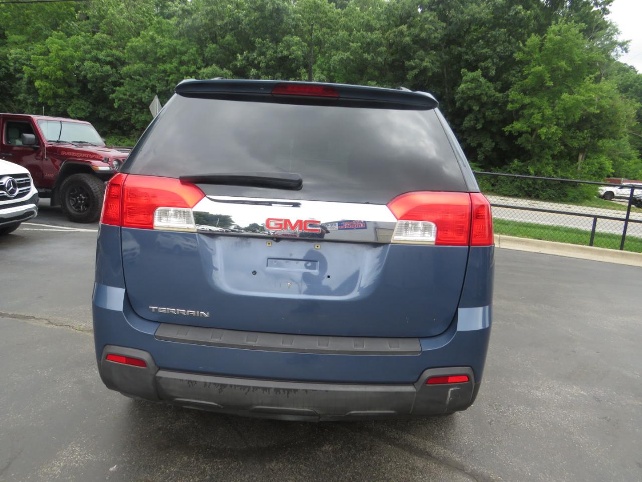 GMC Terrain FWD 4dr SLE-2 2011