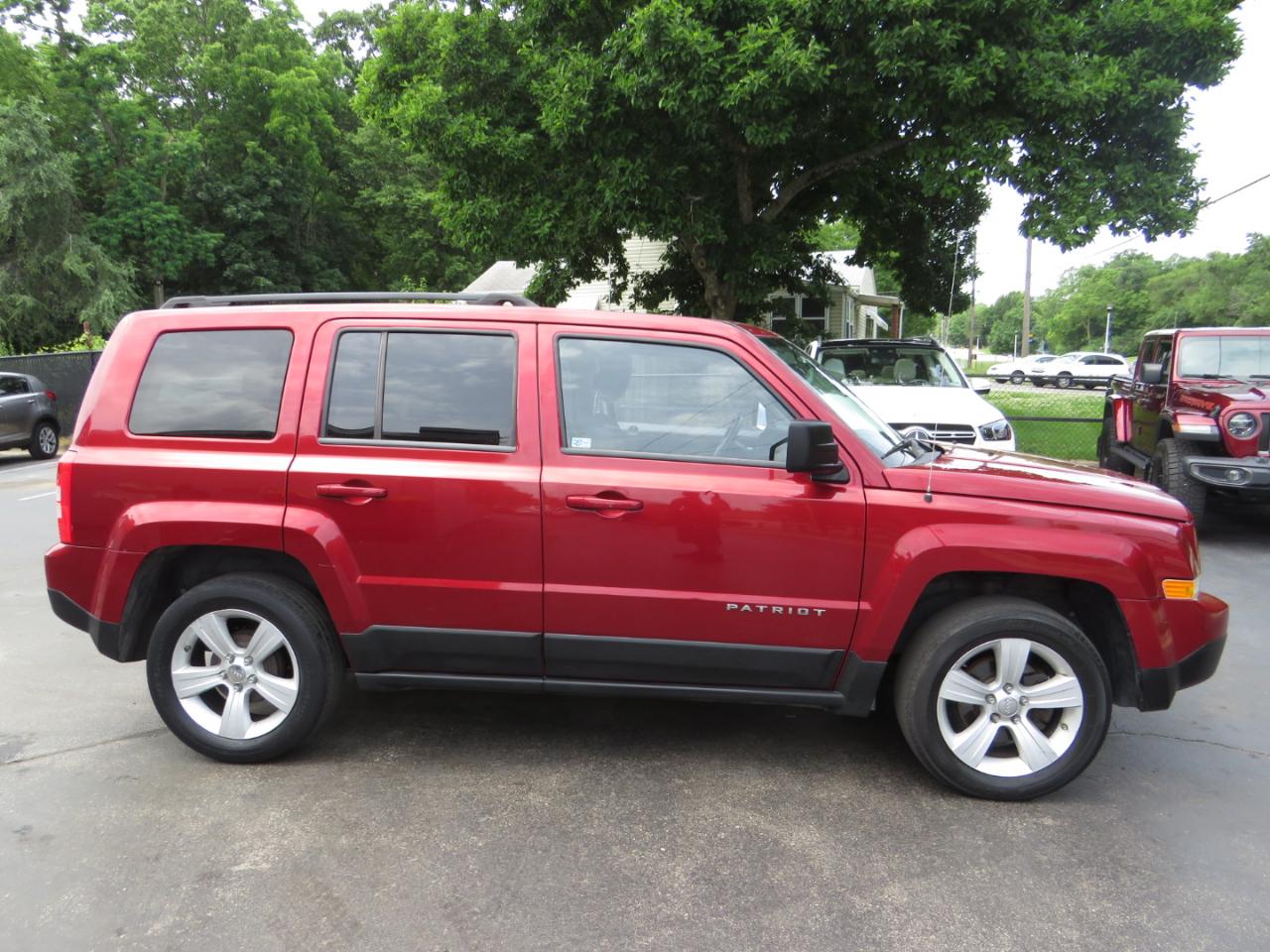 Jeep Patriot FWD 4dr Latitude 2012