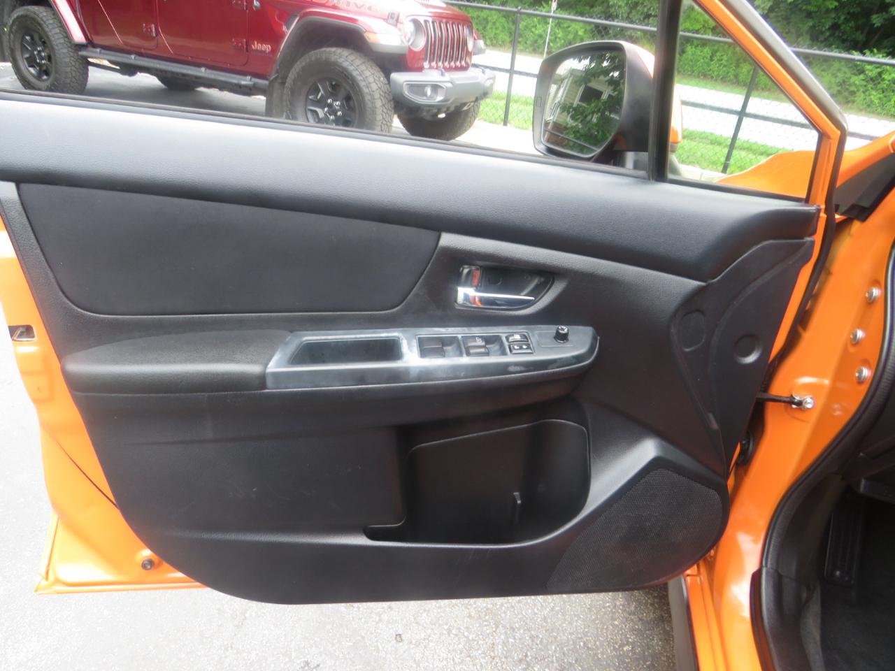 Subaru XV Crosstrek 5dr Auto 2.0i Premium 2014