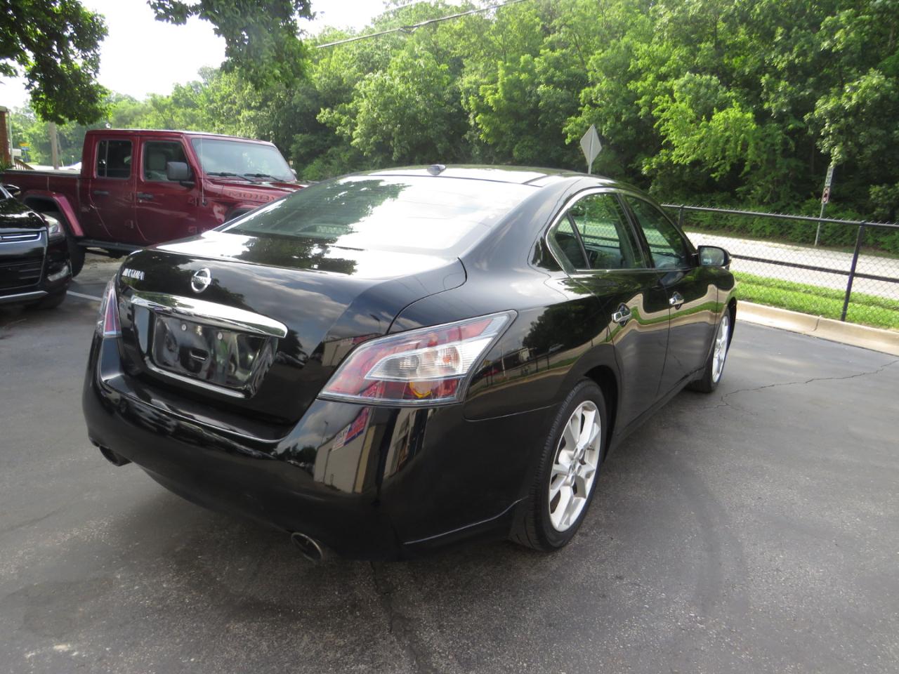 Nissan Maxima 4dr Sdn 3.5 SV w/Premium Pkg 2013