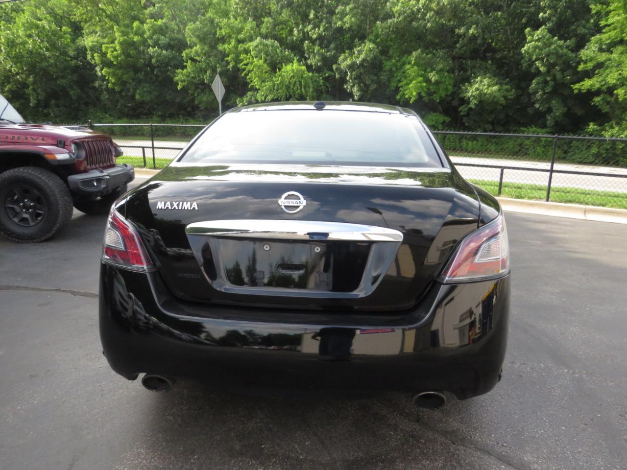 Nissan Maxima 4dr Sdn 3.5 SV w/Premium Pkg 2013