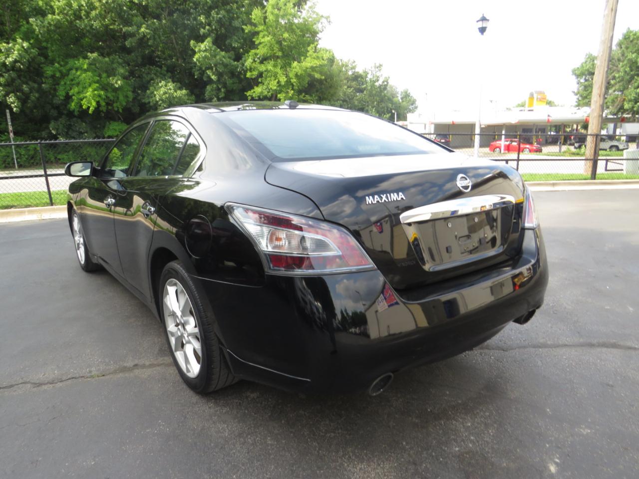 Nissan Maxima 4dr Sdn 3.5 SV w/Premium Pkg 2013