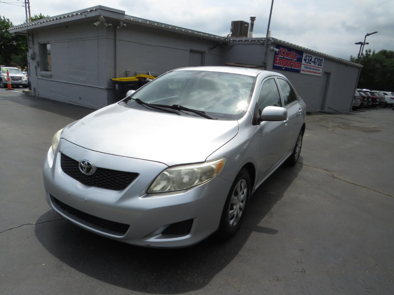 Toyota Corolla 4dr Sdn Man (Natl) 2009