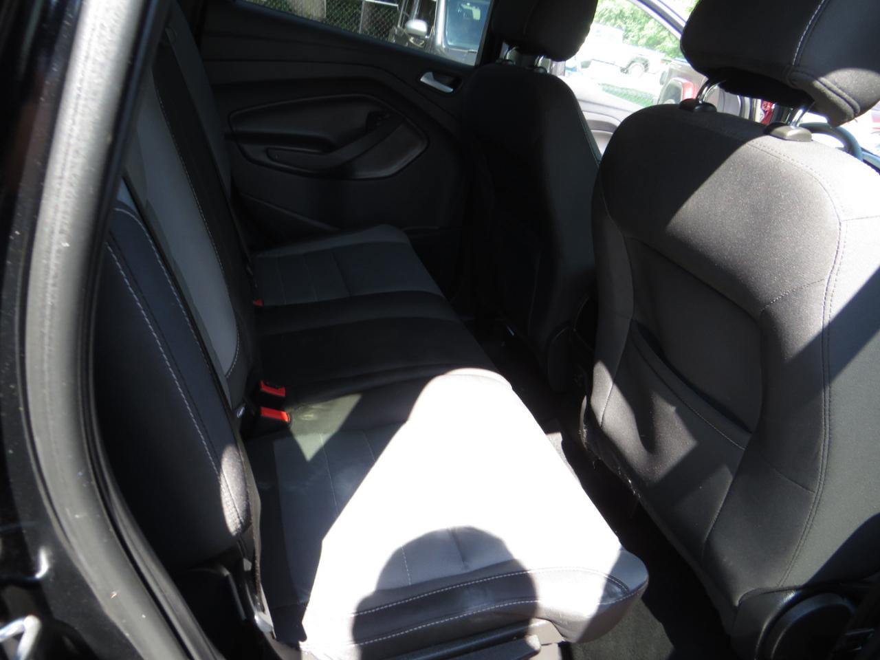 Ford Escape FWD 4dr SE 2016