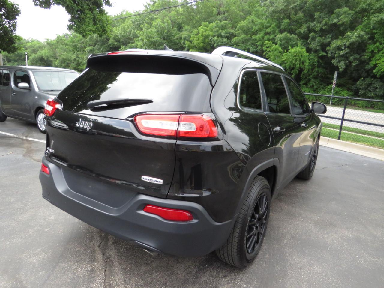 Jeep Cherokee 4WD 4dr Latitude 2014
