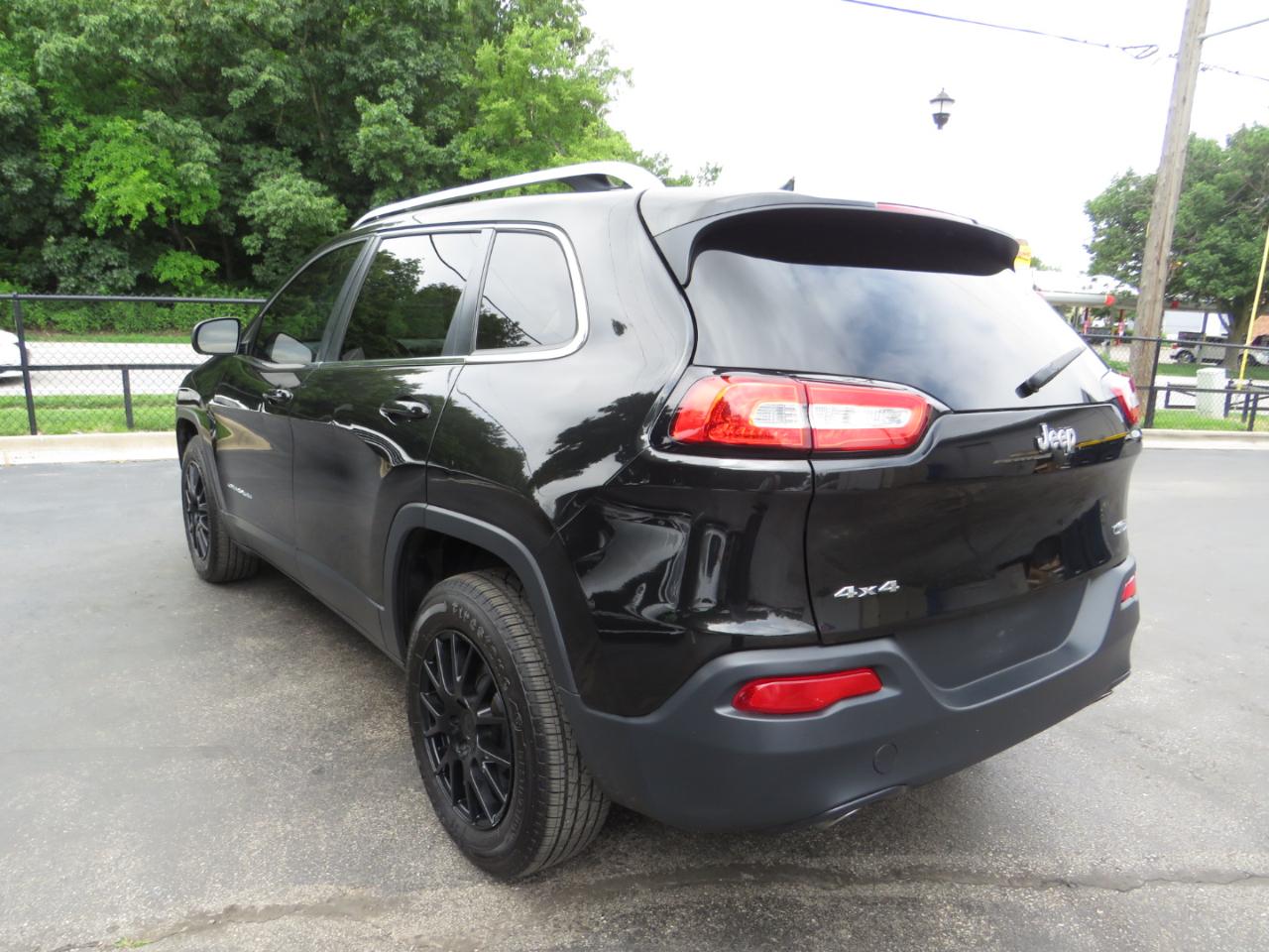 Jeep Cherokee 4WD 4dr Latitude 2014