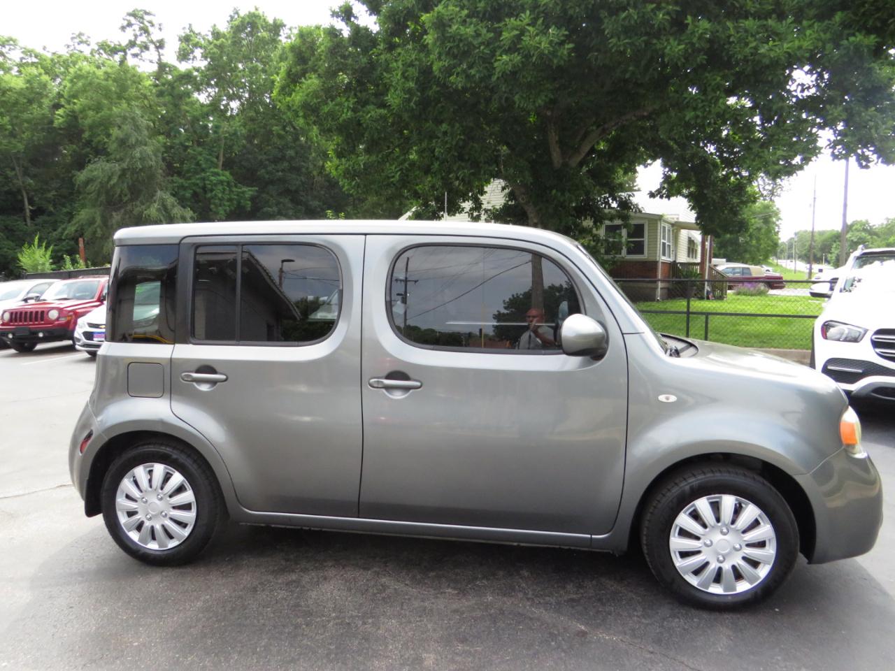 Nissan Cube 5dr Wgn I4 CVT 1.8 S 2011