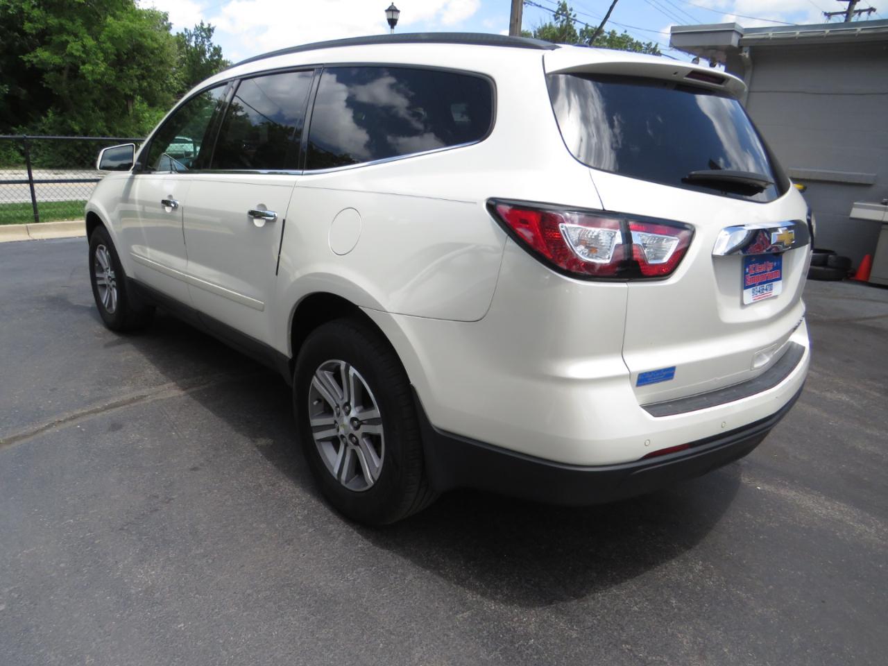Chevrolet Traverse FWD 4dr LT w/2LT 2015