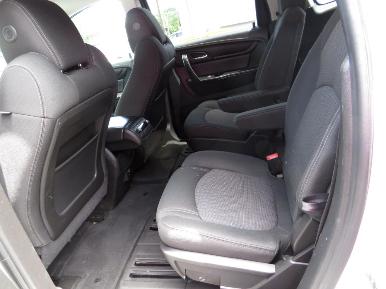 Chevrolet Traverse FWD 4dr LT w/2LT 2015