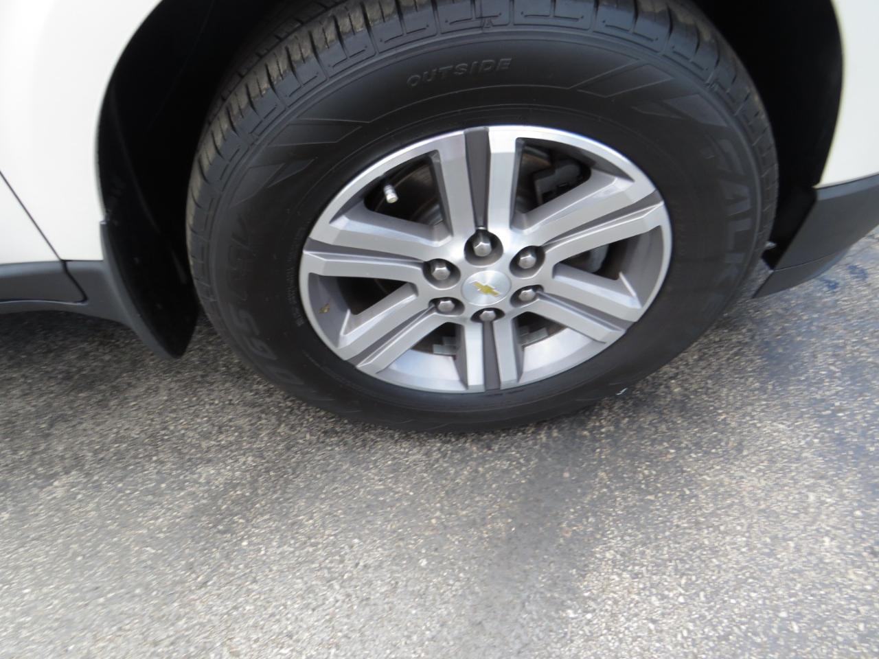 Chevrolet Traverse FWD 4dr LT w/2LT 2015