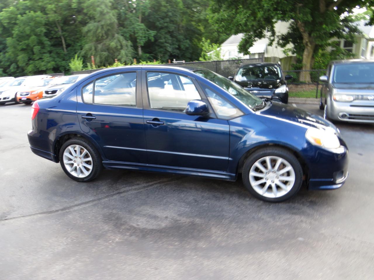 Suzuki SX4 4dr Sdn Man Sport FWD 2009