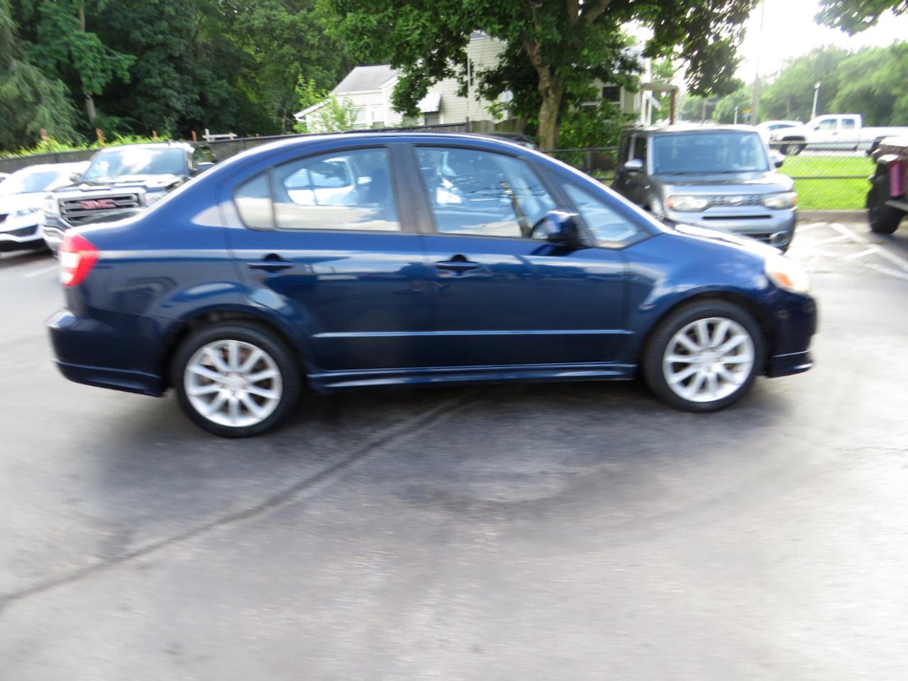 Suzuki SX4 4dr Sdn Man Sport FWD 2009