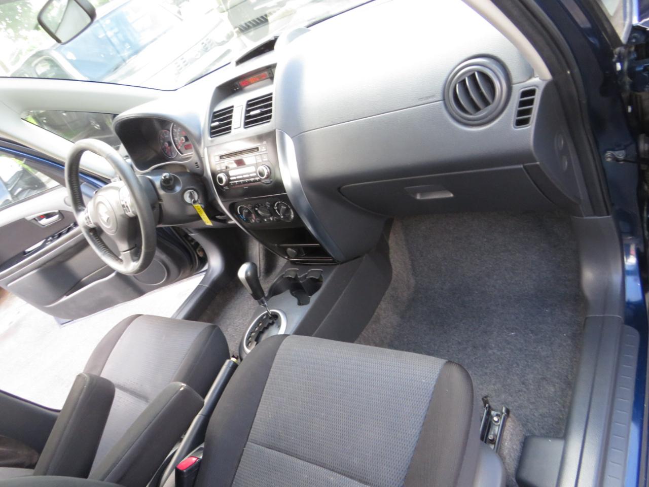 Suzuki SX4 4dr Sdn Man Sport FWD 2009