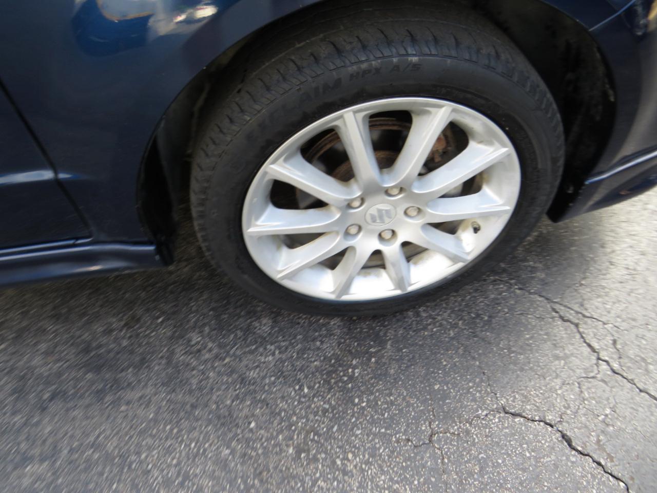 Suzuki SX4 4dr Sdn Man Sport FWD 2009