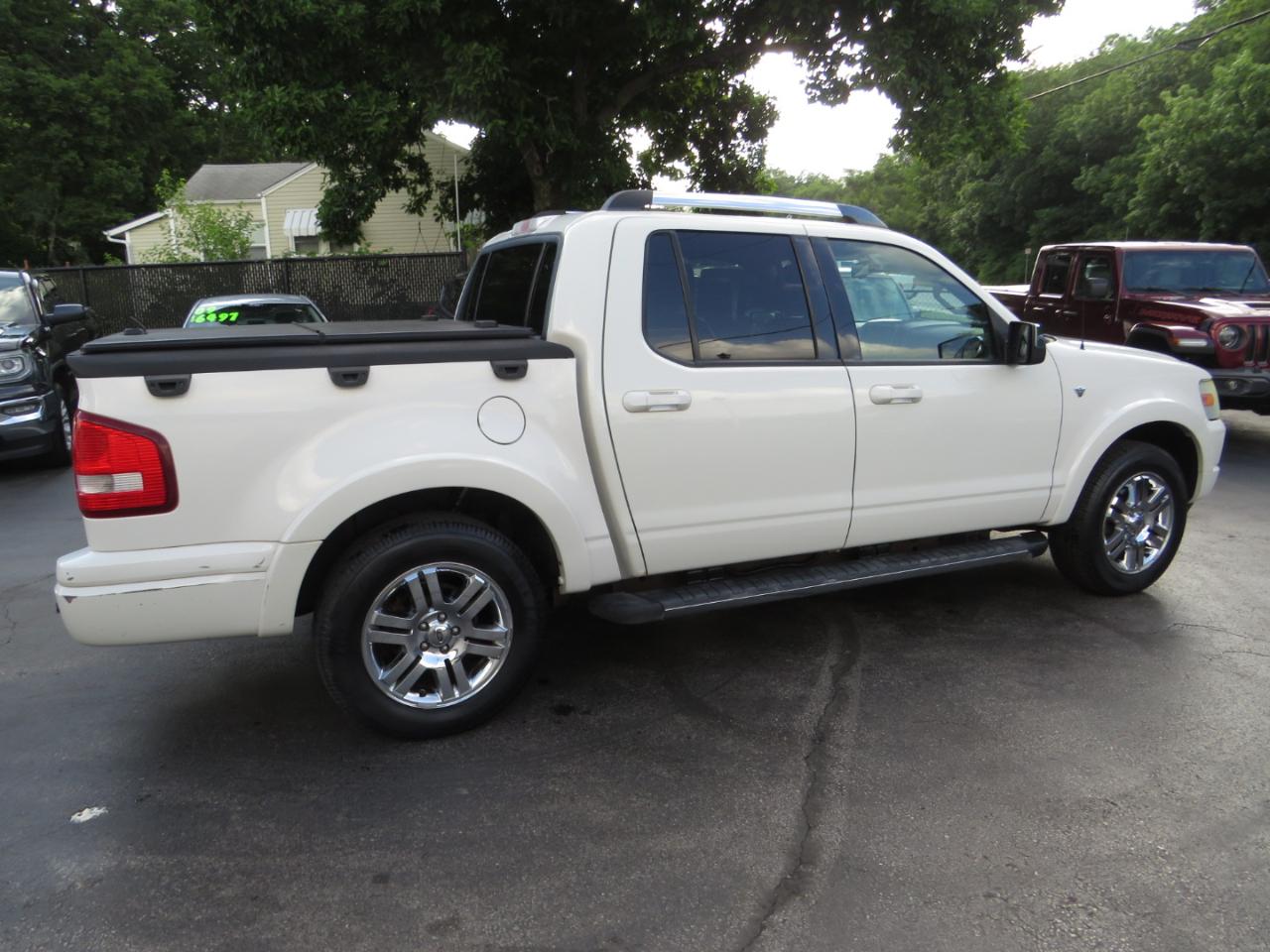 Ford Explorer Sport Trac 4WD 4dr V8 Limited 2008
